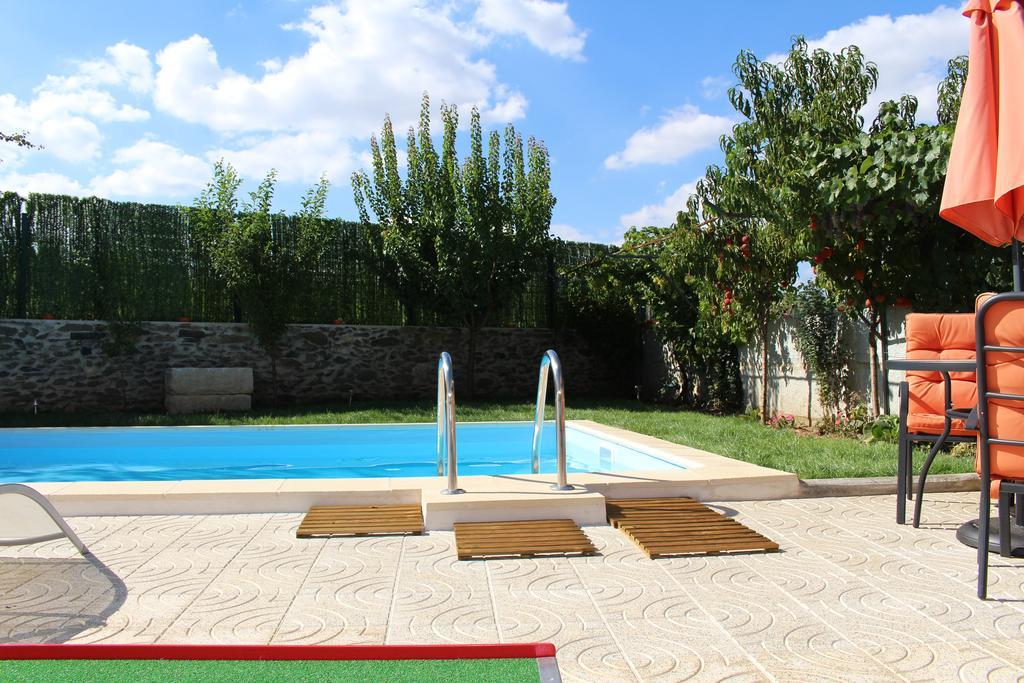 מסדו דה קבליירוס Casa De Vale Benfeito - Turismo Rural מראה חיצוני תמונה